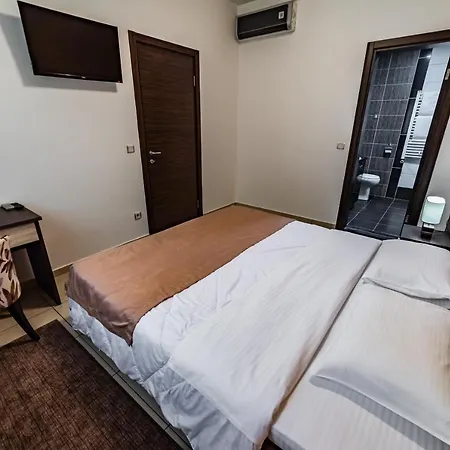 فندق Albo بور